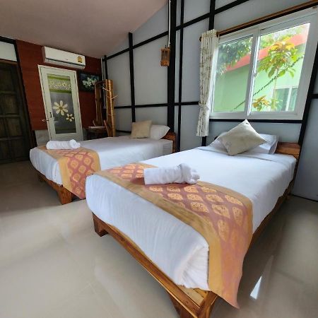 Suankafae Resort สวนกาแฟรีสอร์ท スラート・ターニー エクステリア 写真