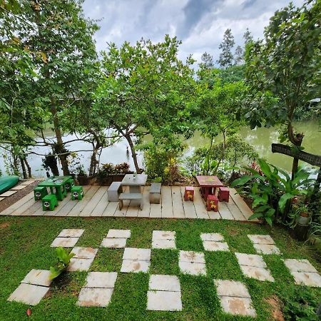 Suankafae Resort สวนกาแฟรีสอร์ท スラート・ターニー エクステリア 写真