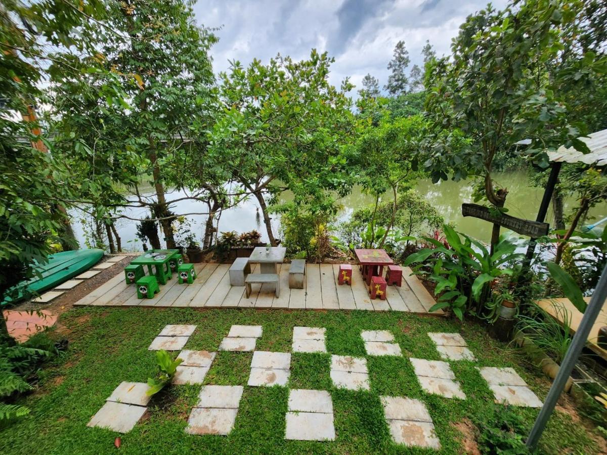 Suankafae Resort สวนกาแฟรีสอร์ท スラート・ターニー エクステリア 写真