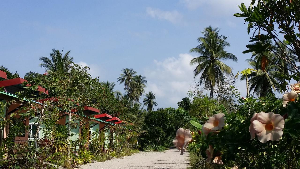 Suankafae Resort สวนกาแฟรีสอร์ท スラート・ターニー エクステリア 写真